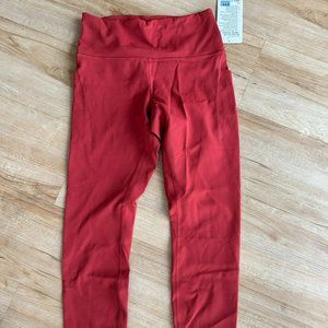 NWT Lululemon wunder train CYNN with pockets size 10